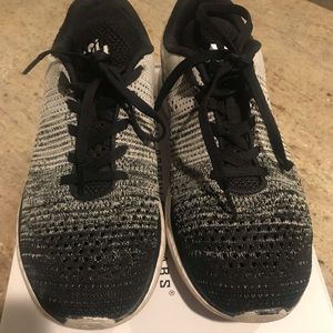 APL Techloom Pro Sneakers 8.5